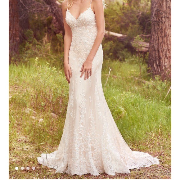 Wedding dress champagne! - Picture 7 of 8